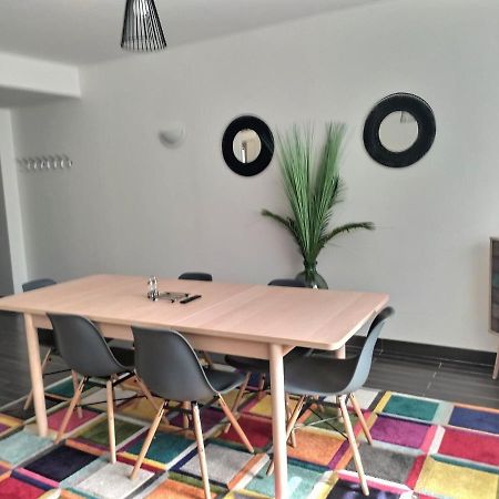 Ch Privee 18M - Canape - Netflix - Appart 120M Вуаппи Экстерьер фото